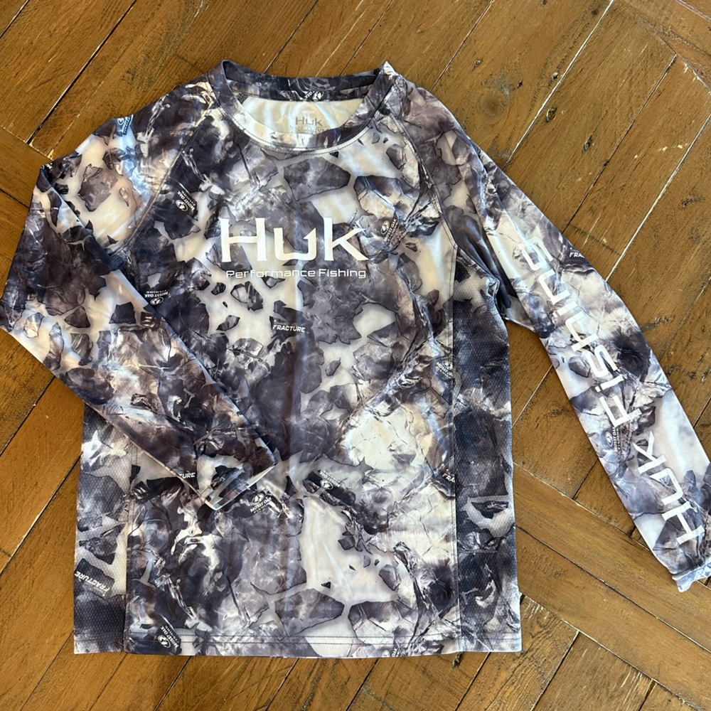 Huk Youth Long Sleeve Performance Tee